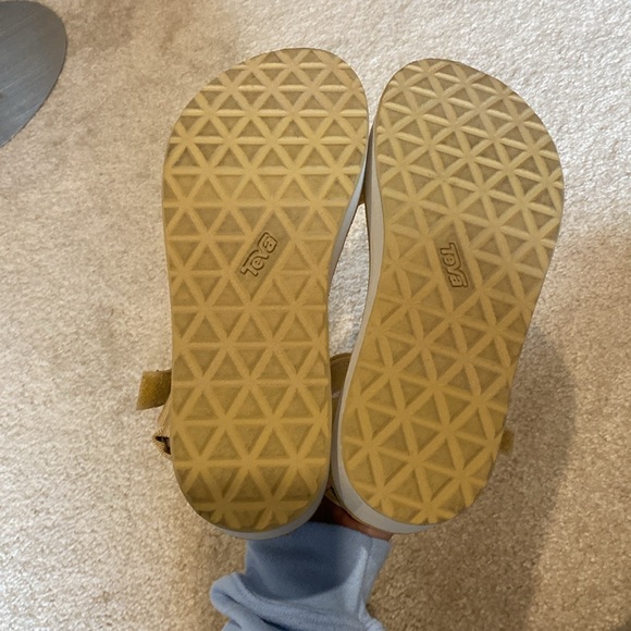 Teva platform sandals. Size 9. Worn once. - Picture 5 of 5